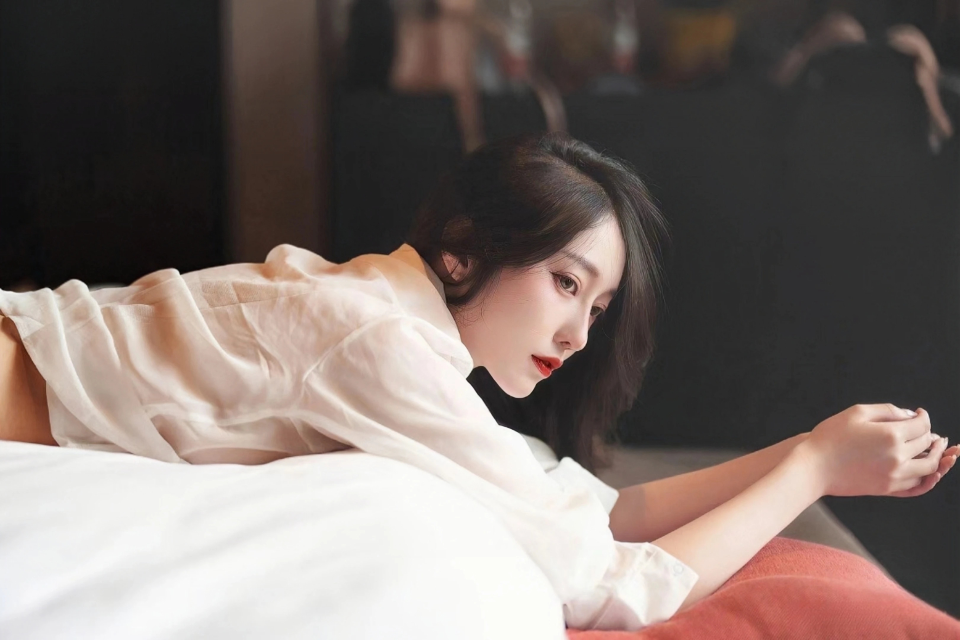 全球首场高高原无人机表演在西藏尼玛县震撼上演，点亮文旅新画卷